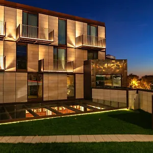 https://wine-books-lisboa-hotel.hotels-lisbon-portugal.com